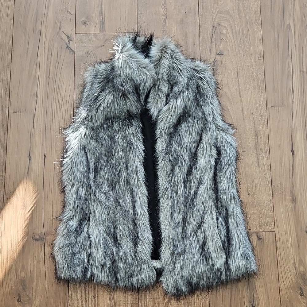 White House Black Market Faux Fur Vest - Black and Gray